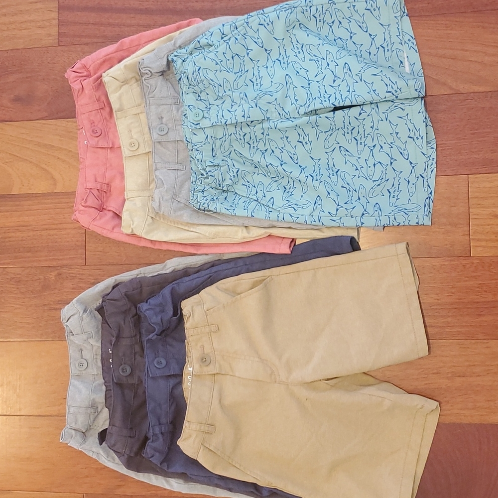 8 pairs of Cat & Jack Boys' quick dry hybrid shorts size 7